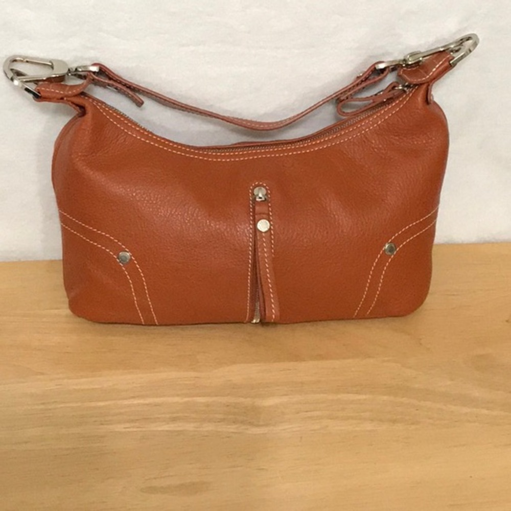 Longchamp Leather purse